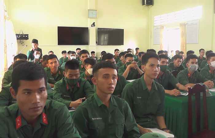 Huyện Thạnh Trị đón 66 quân nhân xuất ngũ về địa phương